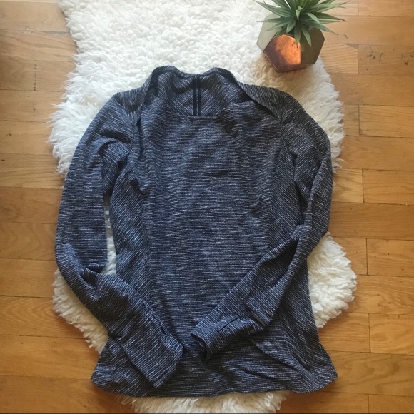 lululemon athletica Tops - LULULEMON black kanto catch me long sleeve